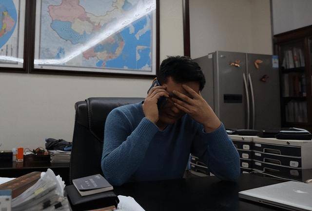 扫地出门如今落魄全身仅剩2000元！开元棋牌8年狂赚4亿的电器大王被妻(图10)